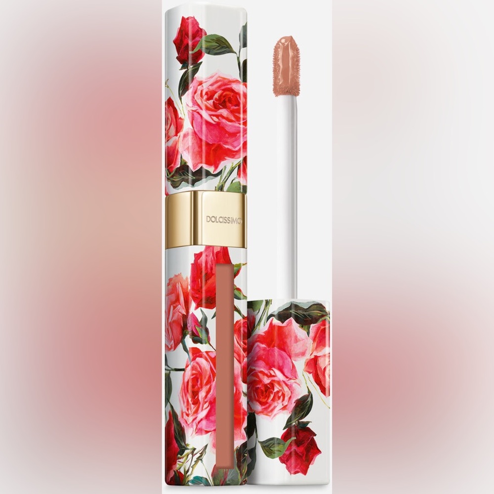 Dolce & Gabbana Matte Liquid Lip Stick in Caramel #2 — Nude Caramel Color